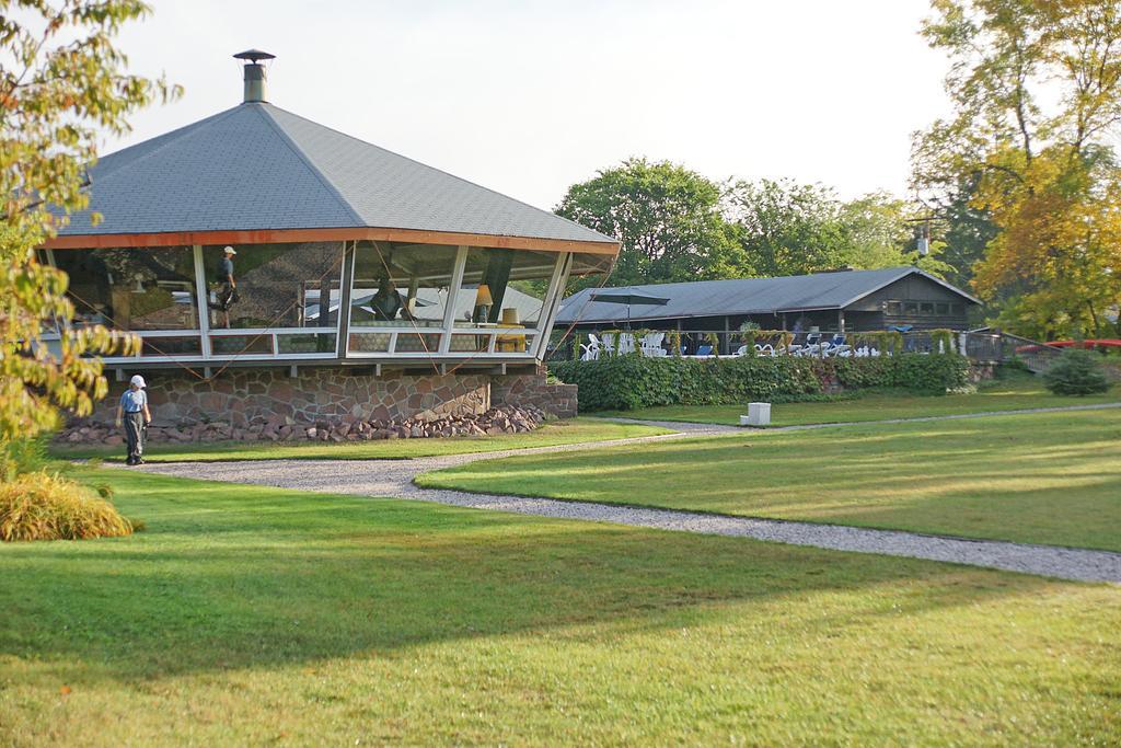 Killarney Mountain Lodge Ngoại thất bức ảnh