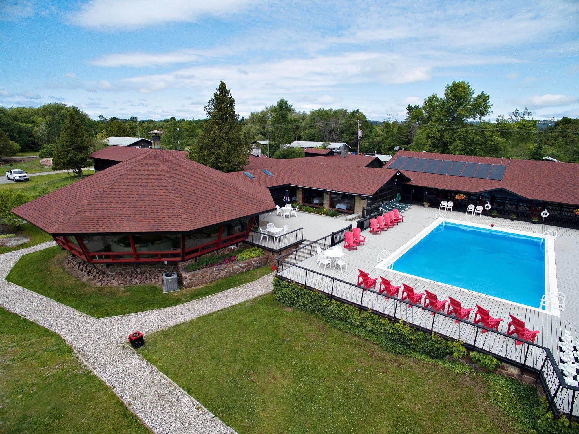 Killarney Mountain Lodge Ngoại thất bức ảnh
